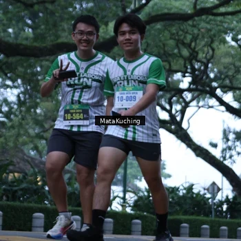 Runner Photo 8640459