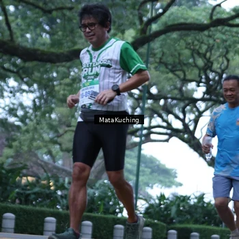 Runner Photo 8640468