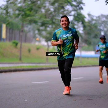 Runner Photo 8640521
