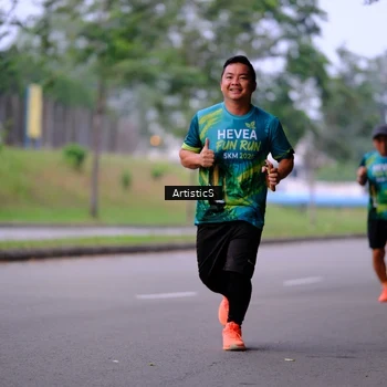 Runner Photo 8640524