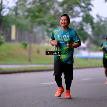 Runner Photo 8640530