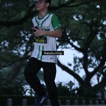 Runner Photo 8640559