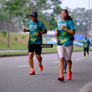 Runner Photo 8640563