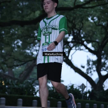 Runner Photo 8640577
