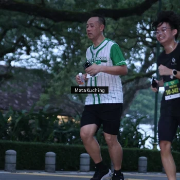 Runner Photo 8640696