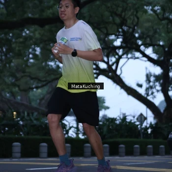 Runner Photo 8640698