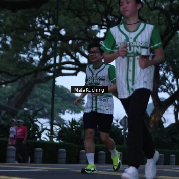Runner Photo 8640717