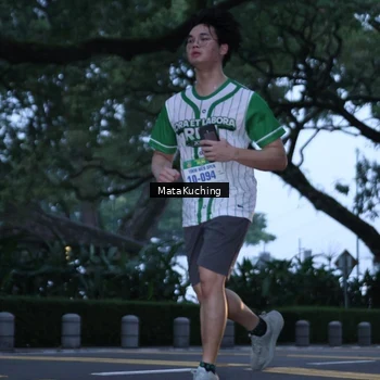 Runner Photo 8640722