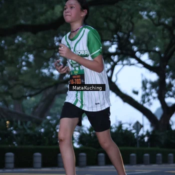Runner Photo 8640724