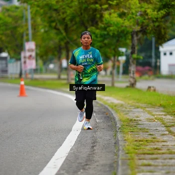 Runner Photo 8640732