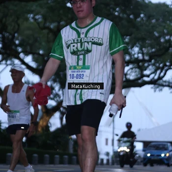 Runner Photo 8640737