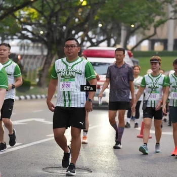 Runner Photo 8640760