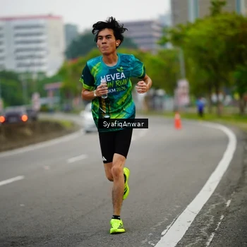 Runner Photo 8640801