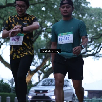 Runner Photo 8640804