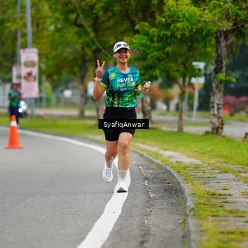 Runner Photo 8640843