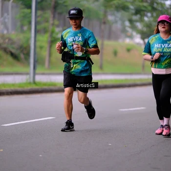 Runner Photo 8640844