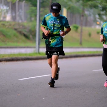 Runner Photo 8640855