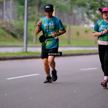 Runner Photo 8640863