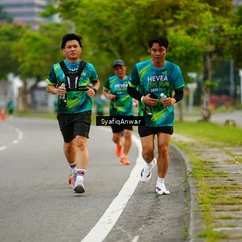 Runner Photo 8640917