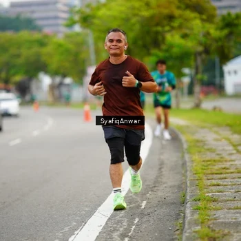 Runner Photo 8640929