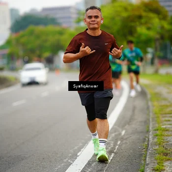 Runner Photo 8640939