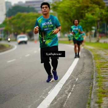 Runner Photo 8640949