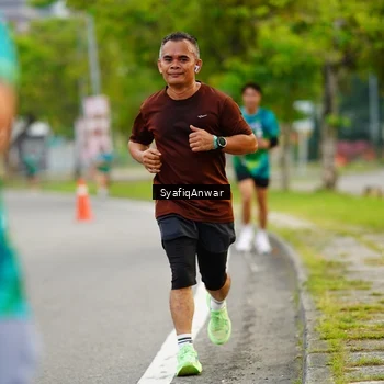 Runner Photo 8640974