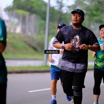 Runner Photo 8640978