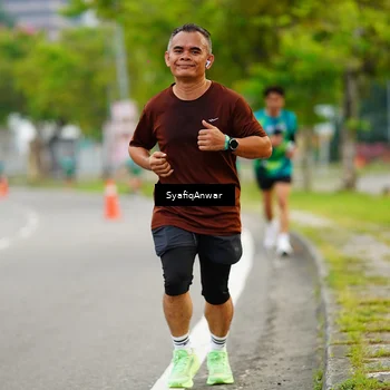 Runner Photo 8641021