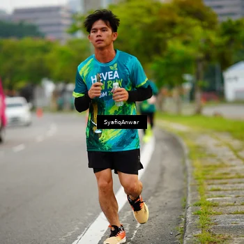 Runner Photo 8641028
