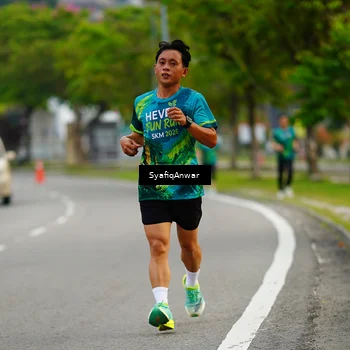 Runner Photo 8641031