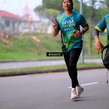 Runner Photo 8641092