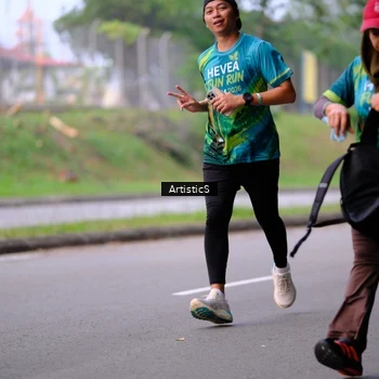 Runner Photo 8641095