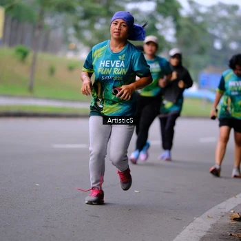 Runner Photo 8641244