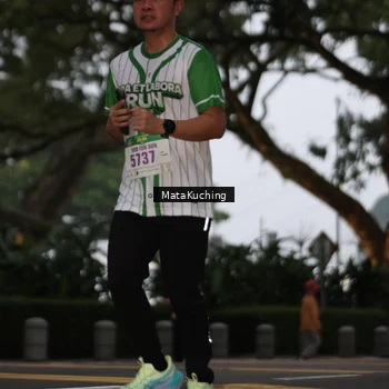 Runner Photo 8641253