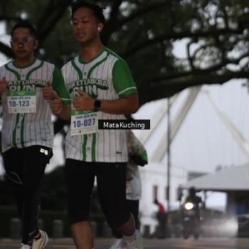 Runner Photo 8641294