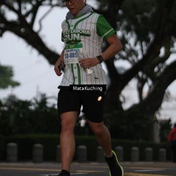 Runner Photo 8641296