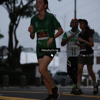 Runner Photo 8641369