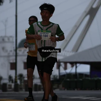 Runner Photo 8641372