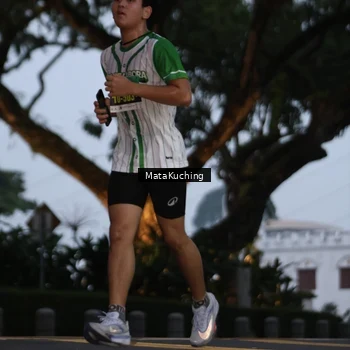 Runner Photo 8641409