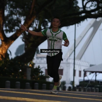 Runner Photo 8641427