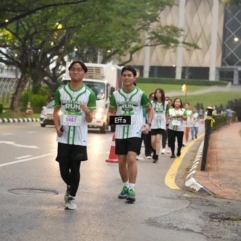 Runner Photo 8641435