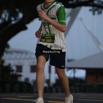 Runner Photo 8641458