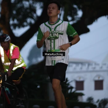 Runner Photo 8641494