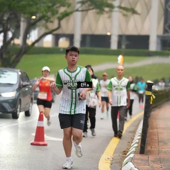 Runner Photo 8641533