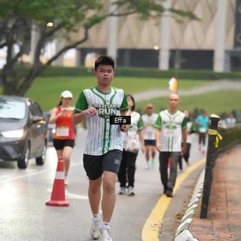 Runner Photo 8641555