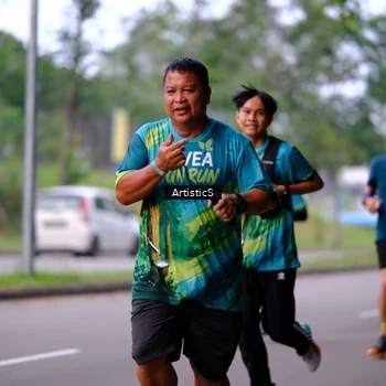 Runner Photo 8641563
