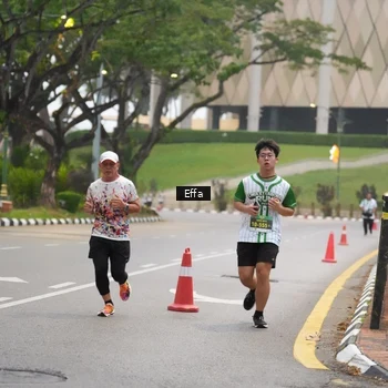 Runner Photo 8641643