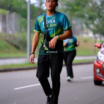Runner Photo 8641674