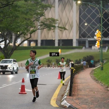 Runner Photo 8641686